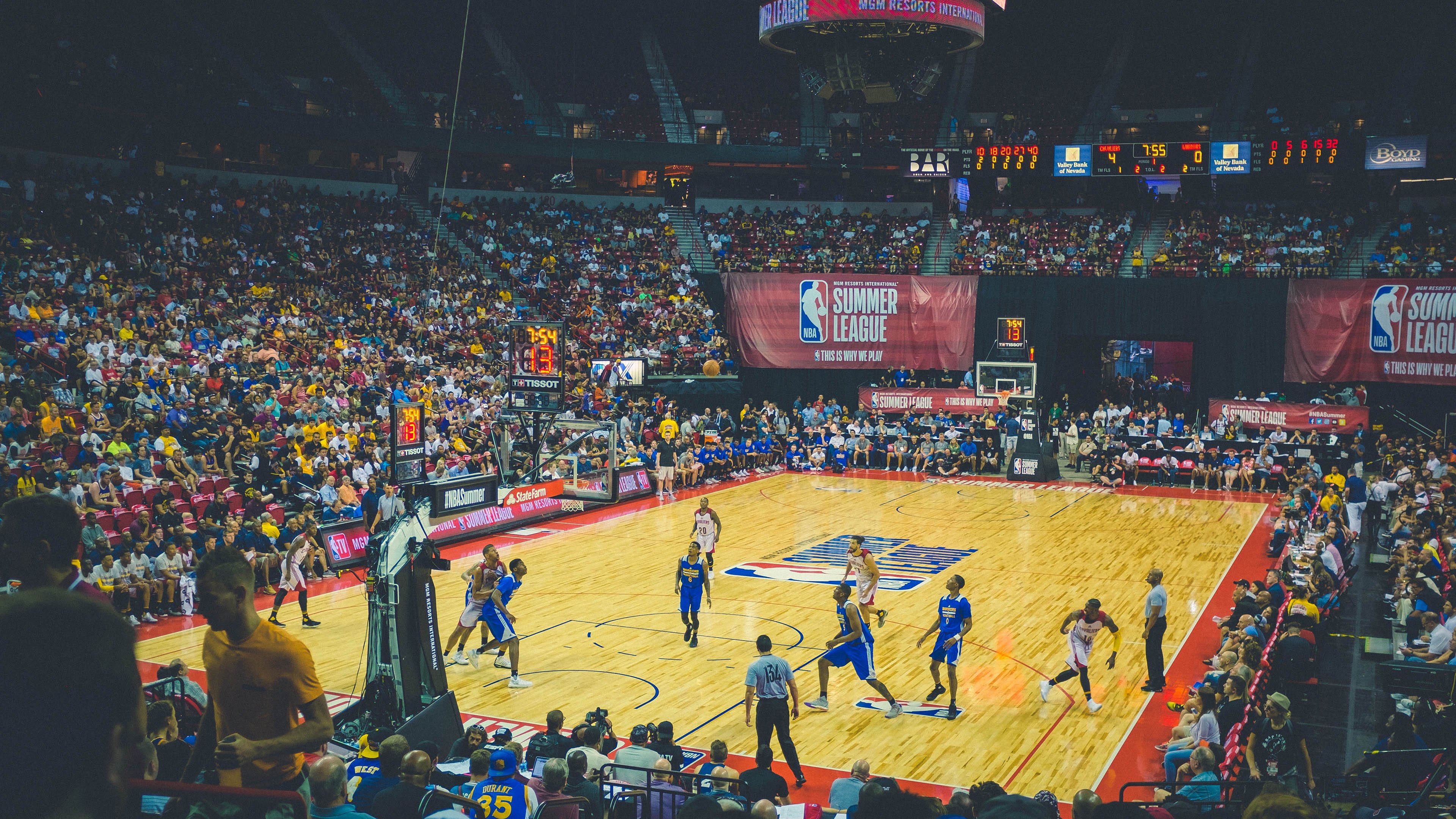 综合体育系列行赛顺利完赛 长跑耐力表现整体提升